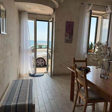 Casa Vacanza Sweet Home 지아르디니낙소스 외부 사진