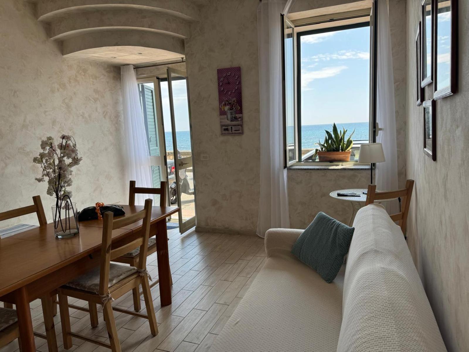 Casa Vacanza Sweet Home 지아르디니낙소스 외부 사진