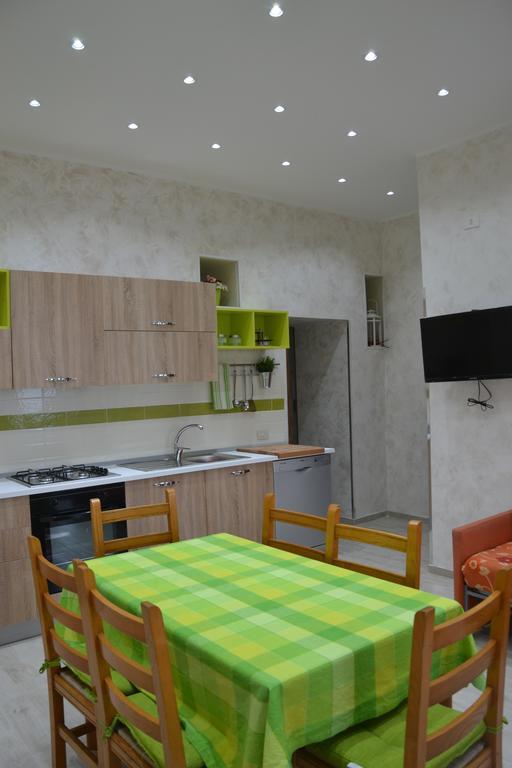 Casa Vacanza Sweet Home 지아르디니낙소스 외부 사진